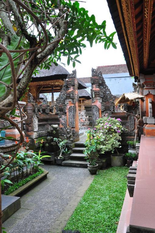 Wayan Family II Homestay อูบุด ภายนอก รูปภาพ