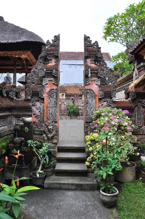 Wayan Family II Homestay อูบุด ภายนอก รูปภาพ