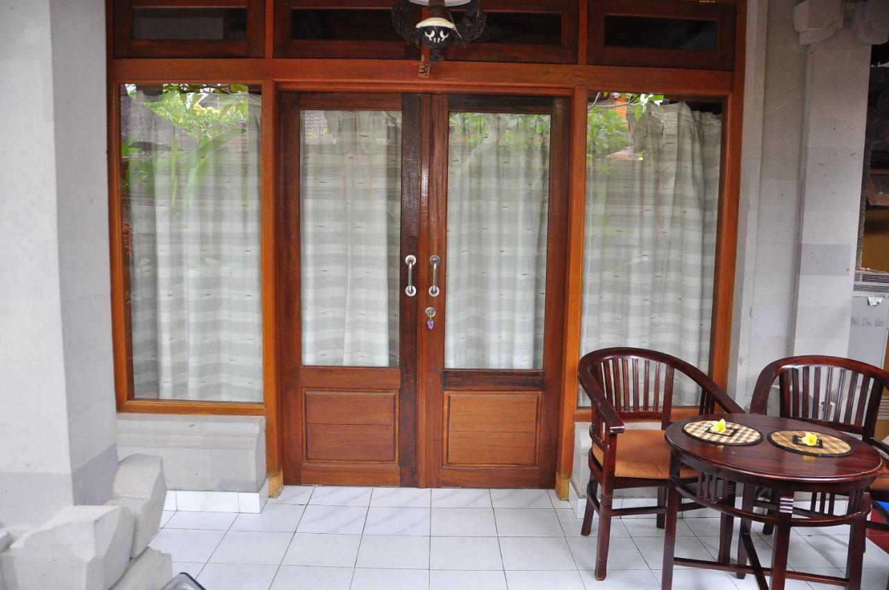 Wayan Family II Homestay อูบุด ภายนอก รูปภาพ