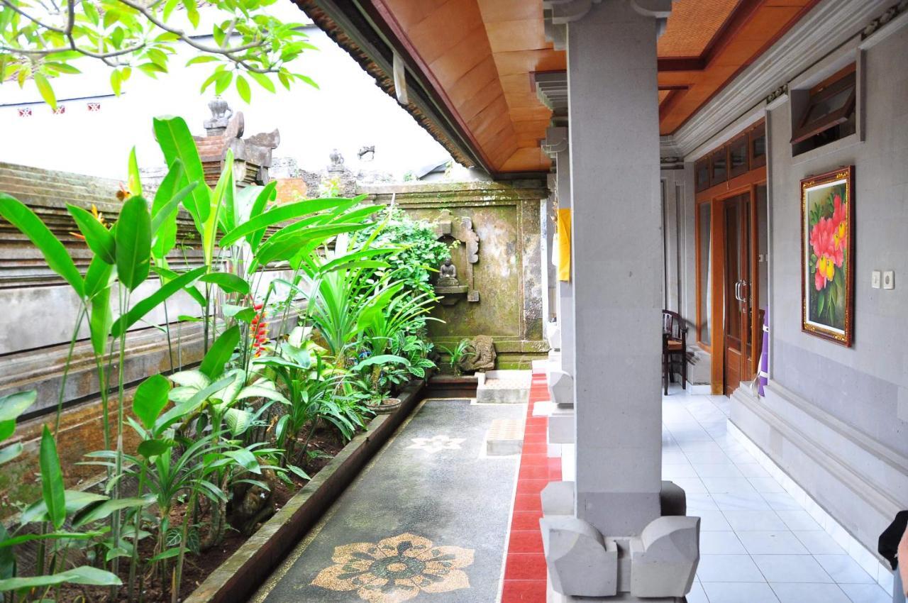 Wayan Family II Homestay อูบุด ภายนอก รูปภาพ